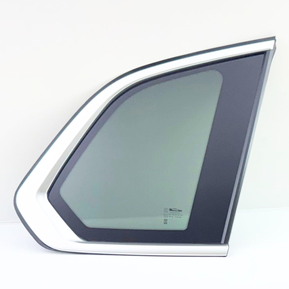 Chrome Molding Style Passenger Right Side Quarter Window Glass Compatible with BMW X5 2019-2026 Models
