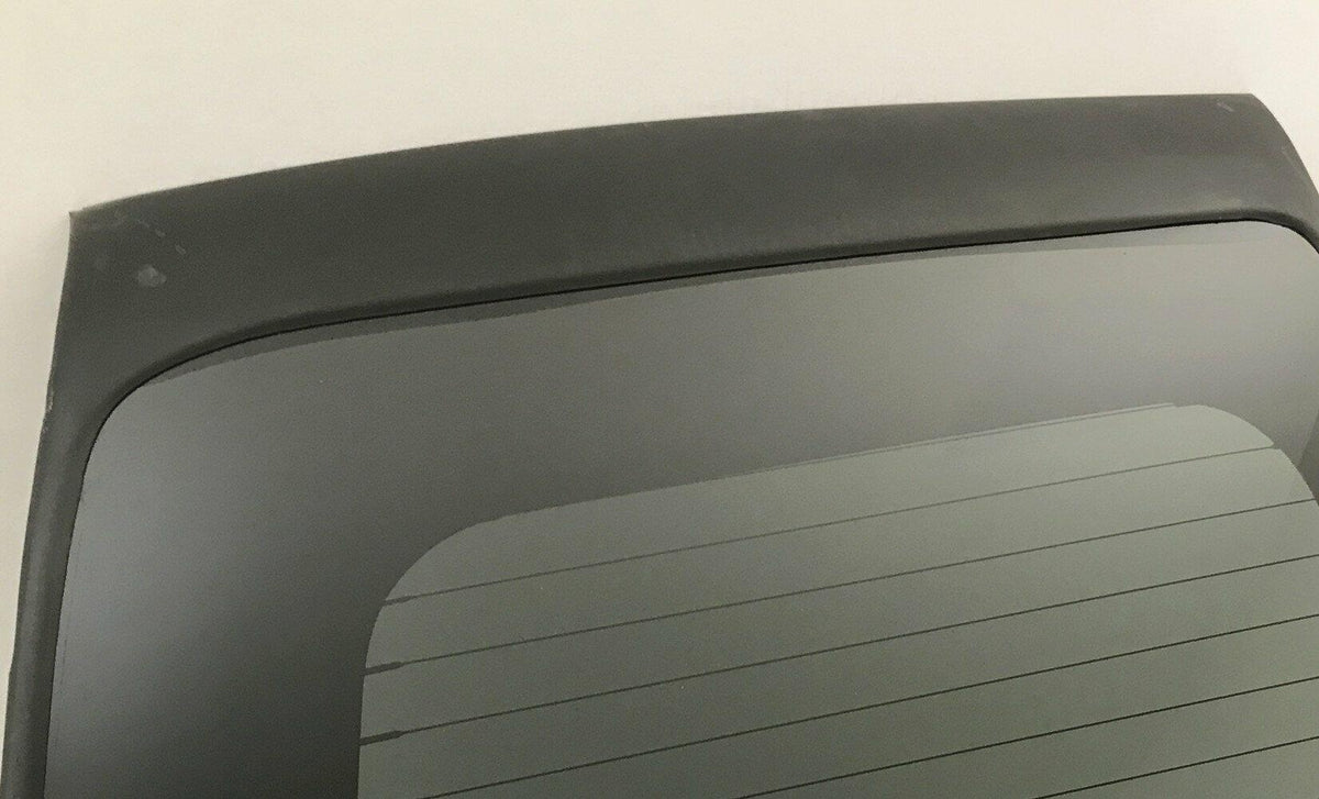 Heated Back Window Glass Driver Left Side Compatible with GMC Yukon / Yukon XL / Chevrolet Suburban / Tahoe LS / Tahoe LT 2000-2006 & Yukon Denali / Tahoe Z71 2001-2006 Models