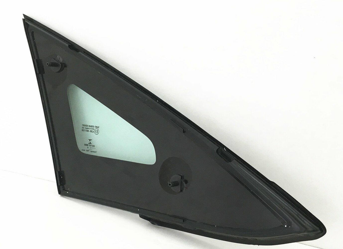 OEM Chrome Moulding Style Driver Left Side Front Vent Window Vent Glass Compatible with Ford Fiesta 2011-2019 Models