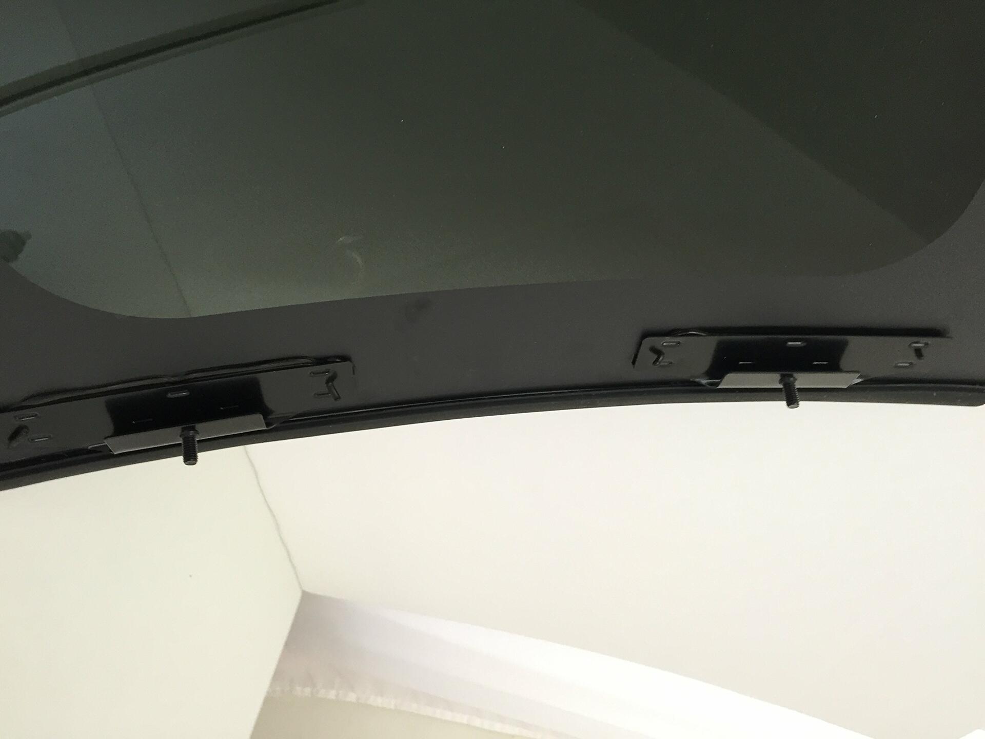 Movable Driver Left Side Quarter Window Quarter Glass Compatible with Volkswagen Routan Mini Van 2009-2012 Models