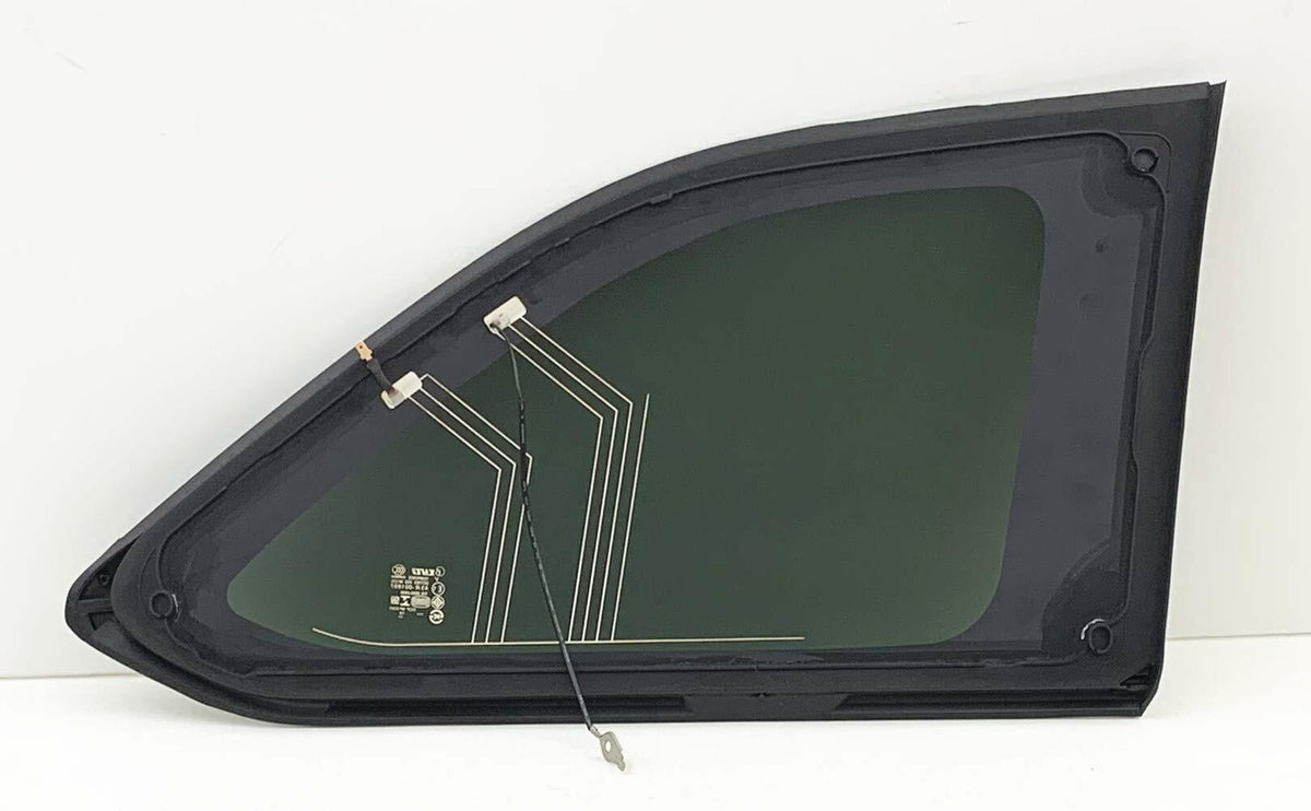 Driver Left Side Quarter Window Quarter Glass Chrome Moulding Compatible with Toyota Highlander / Highlander Hybrid 2014-2019 Models