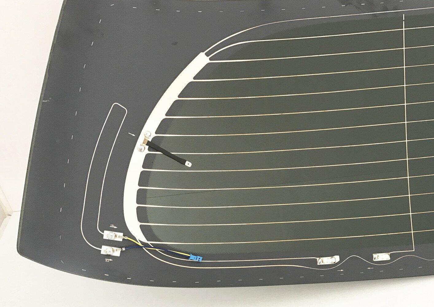 Heated Back Glass Back Window Compatible with Mercedes Benz R320 CDI / R350 / R500 / R63AMG 2006-2012 Models