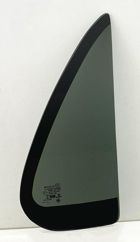 Passenger Right Side Rear Vent Window Vent Glass Compatible with GMC Envoy 1998-2001/GMC Jimmy 1995-2001/Chevrolet Blazer 1995-2005/Oldsmobile Bravada 1996-2001 4 Door Models