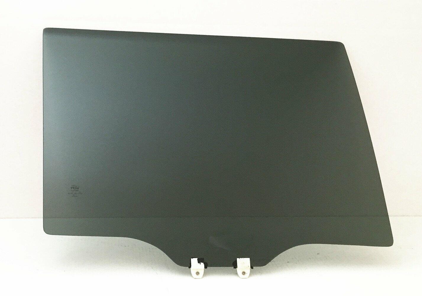Passenger Right Side Rear Door Window Door Glass Compatible with Mitsubishi Outlander 2003-2006 Models
