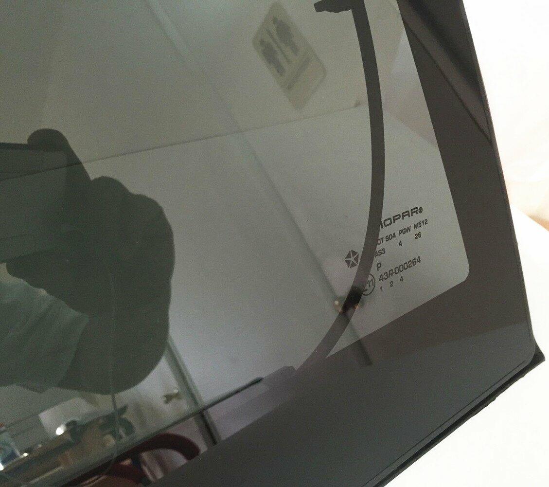 OE Power Sliding Back Window Back Power Slider Glass Compatible with Dodge Ram Pickup 2009-2018 1500 & 2019-2024 1500 Classic & 2010-2025 2500 3500 & 2011-2025 3500Cab/Chs 4500 5500 Models