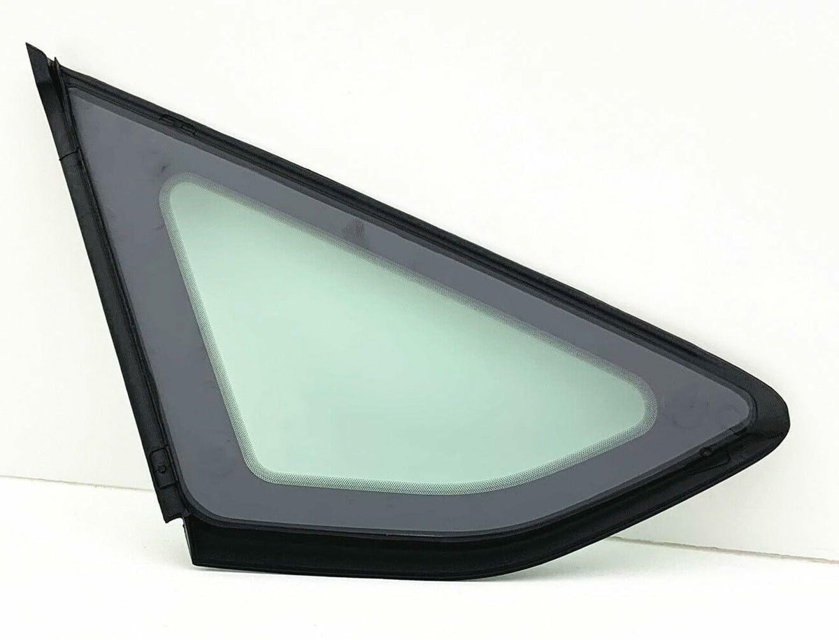 Black Moulding Style Passenger Right Side Quarter Window Quarter Glass Compatible with Ford Focus/Focus Rally Sport 4-Door Hatchback 2012-2018 Models