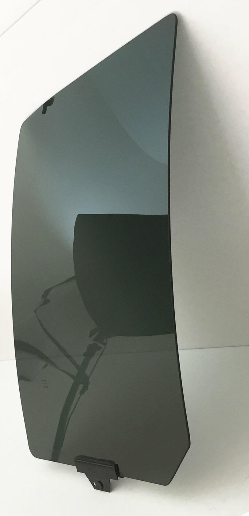 with Bottom Attachment Style Driver Left Side Rear Door Window Door Glass Compatible with Jeep Liberty 2002-2007 Models