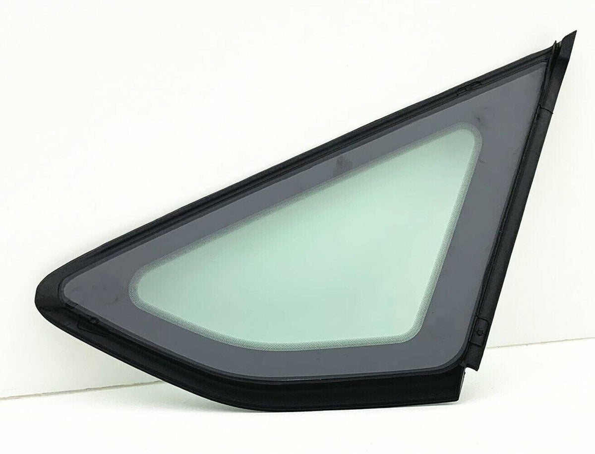 Black Moulding Style Driver Left Side Quarter Window Quarter Glass Compatible with Ford Focus/Focus Rally Sport 4-Door Hatchback 2012-2018 Models